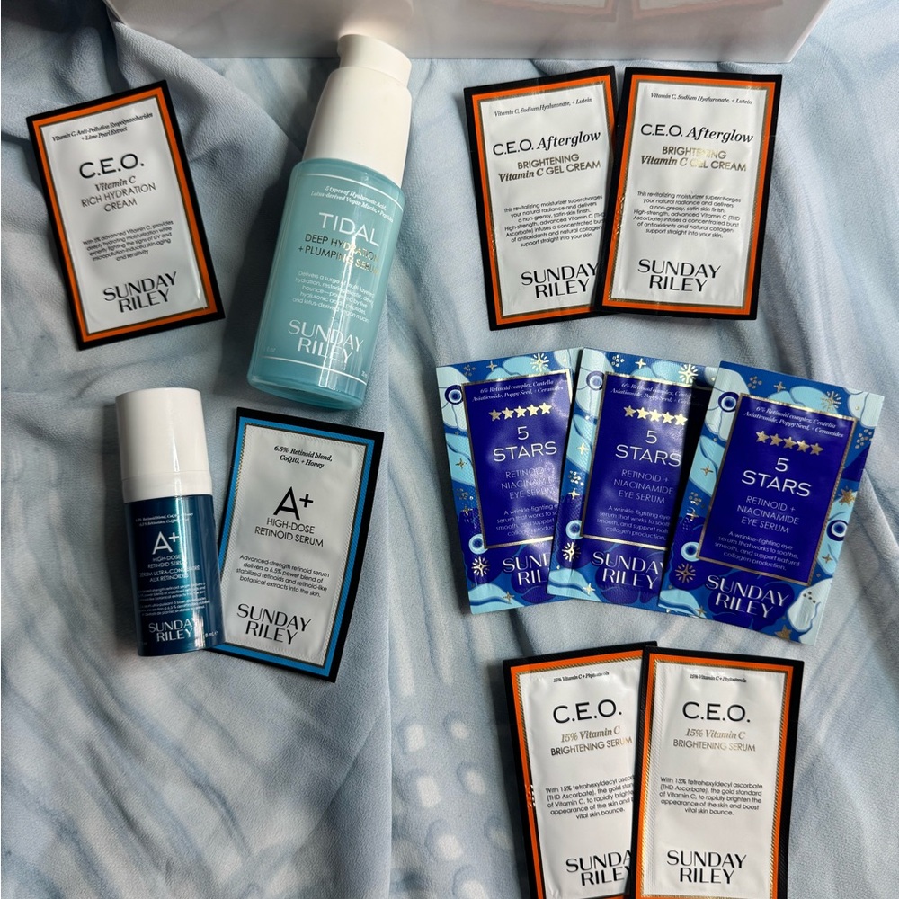 Sunday Riley Tidal, Retinoid & 9 Skincare Sample Set